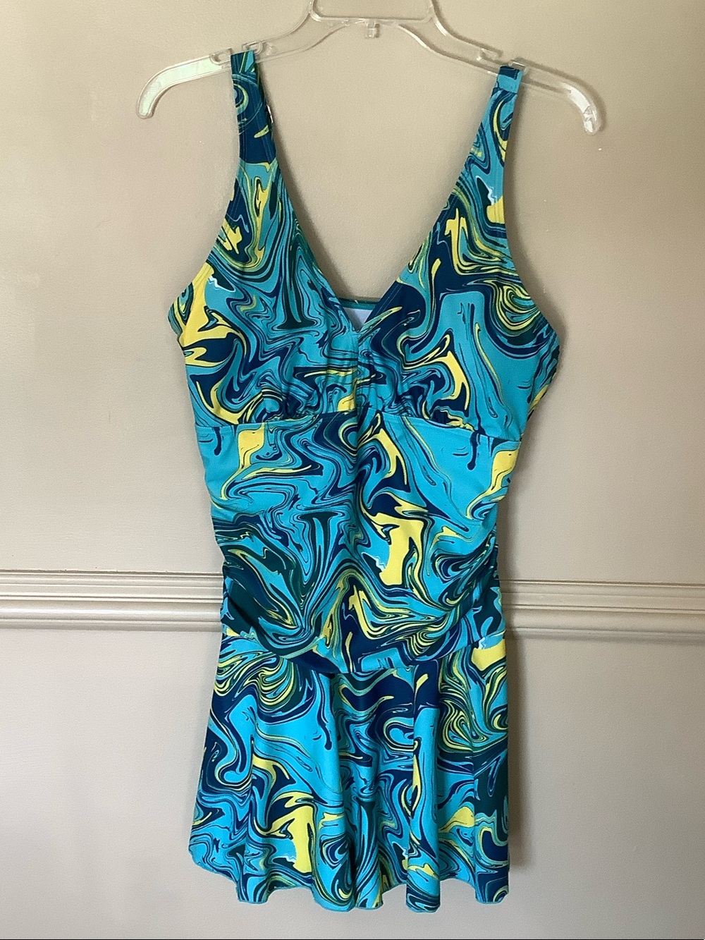 Summer Mae Womens Blue & Yellow Swirl One-Piece Swimdress
